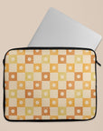 Checkered Elegance Laptop Sleeve Laptop Sleeves - SALAVISA