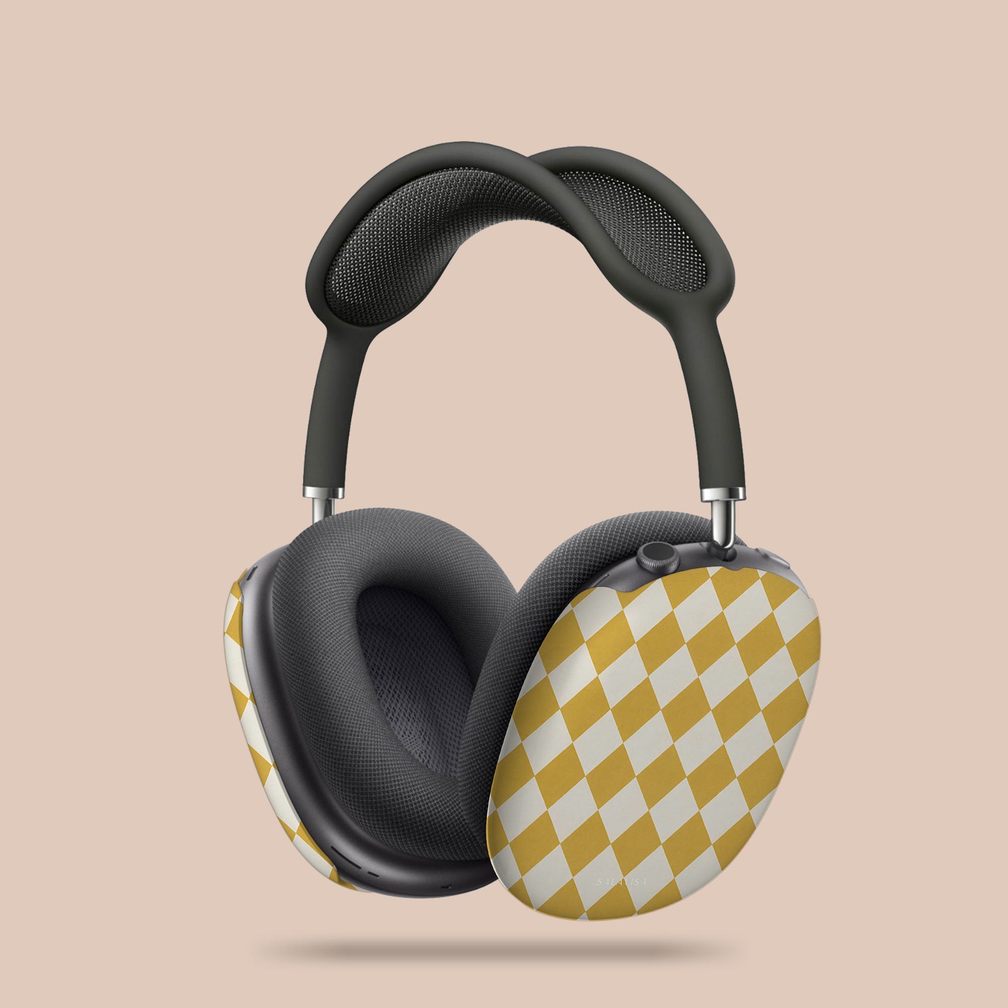 Argyle Mustard AirPods Max Case — view 2