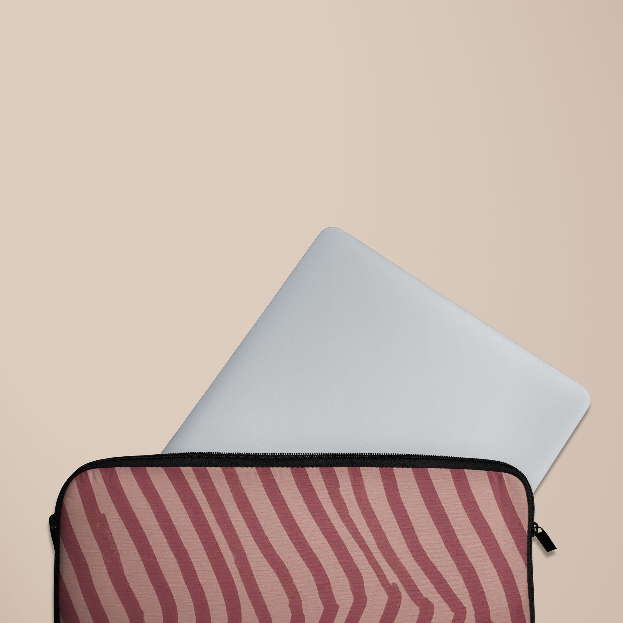 Chevron Wine Laptop Sleeve — view 3 — Salavisa