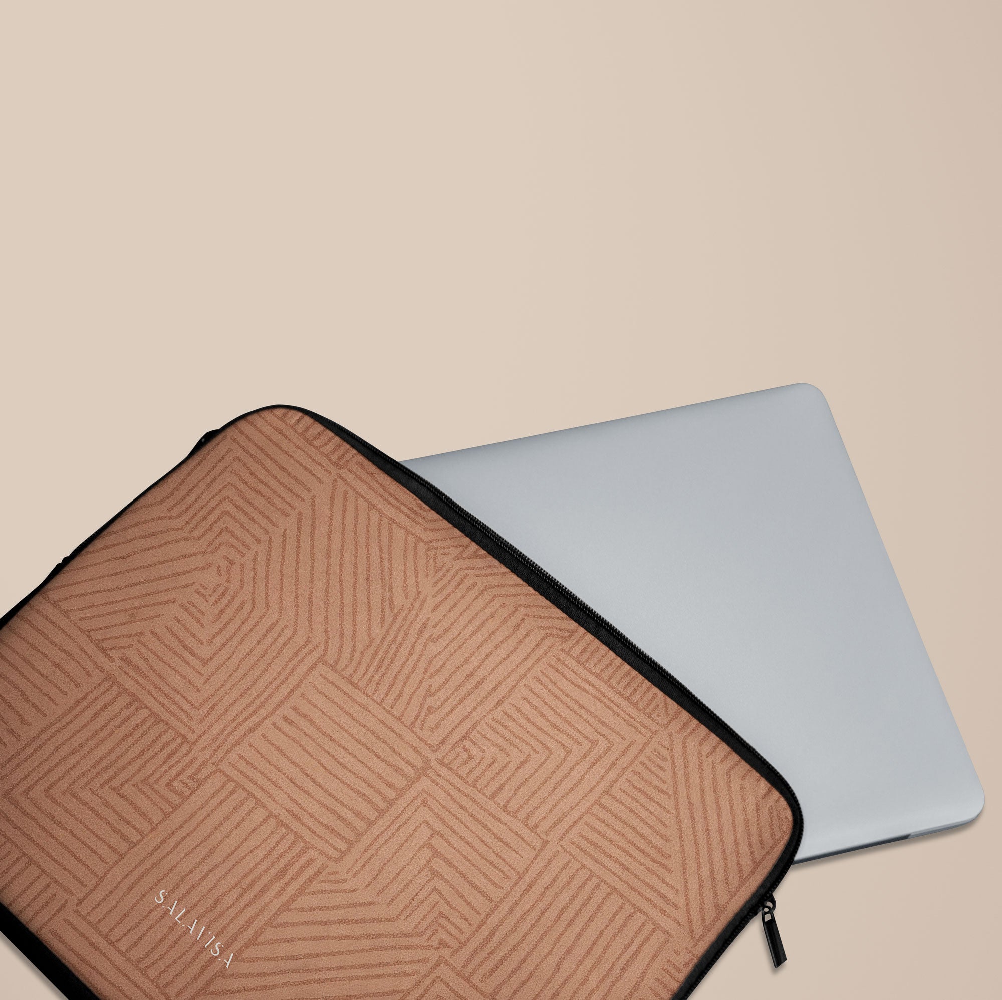 Crosshatch Terracotta Laptop Sleeve — view 4 — Salavisa