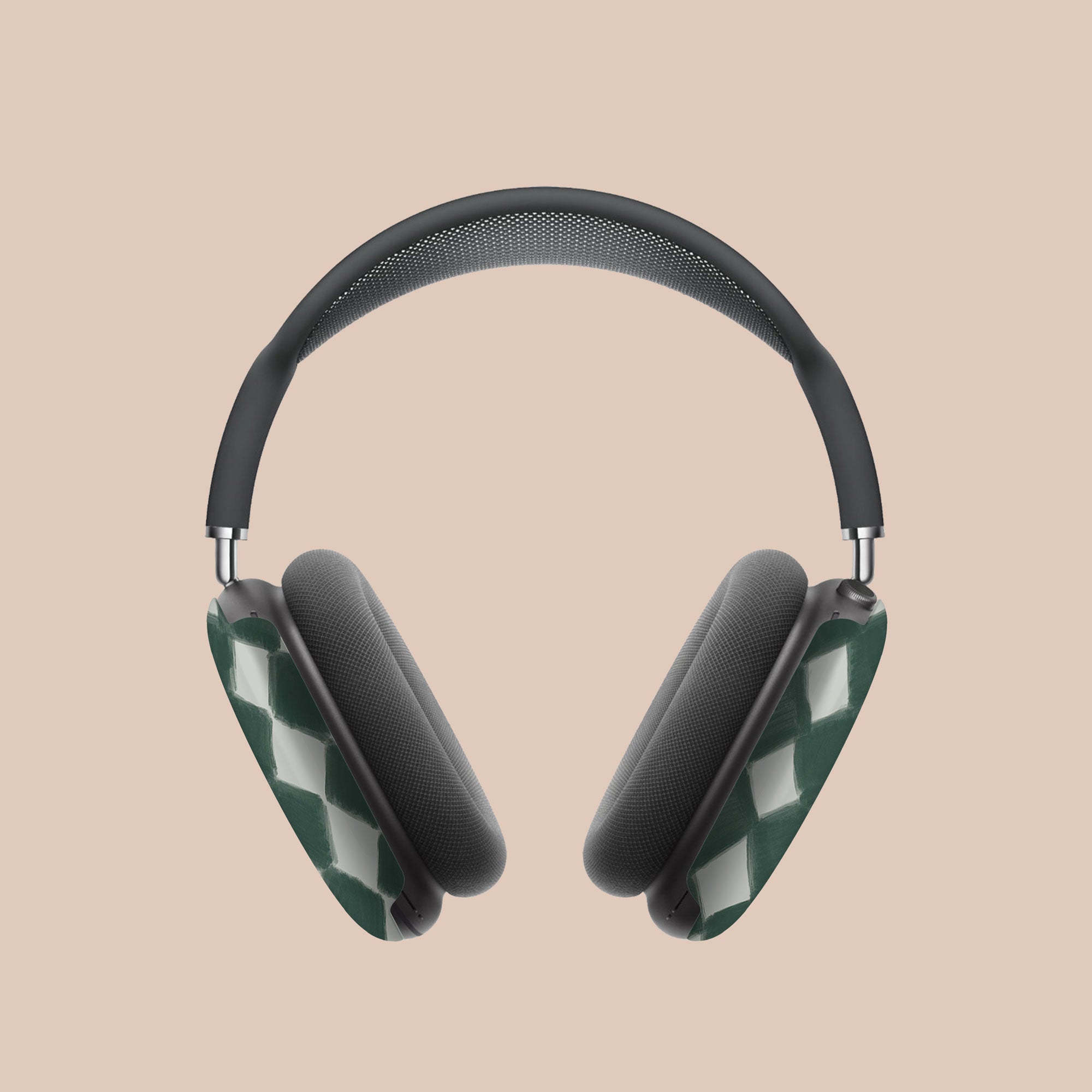 Harlequin Forest AirPods Max Case — view 3 — Salavisa