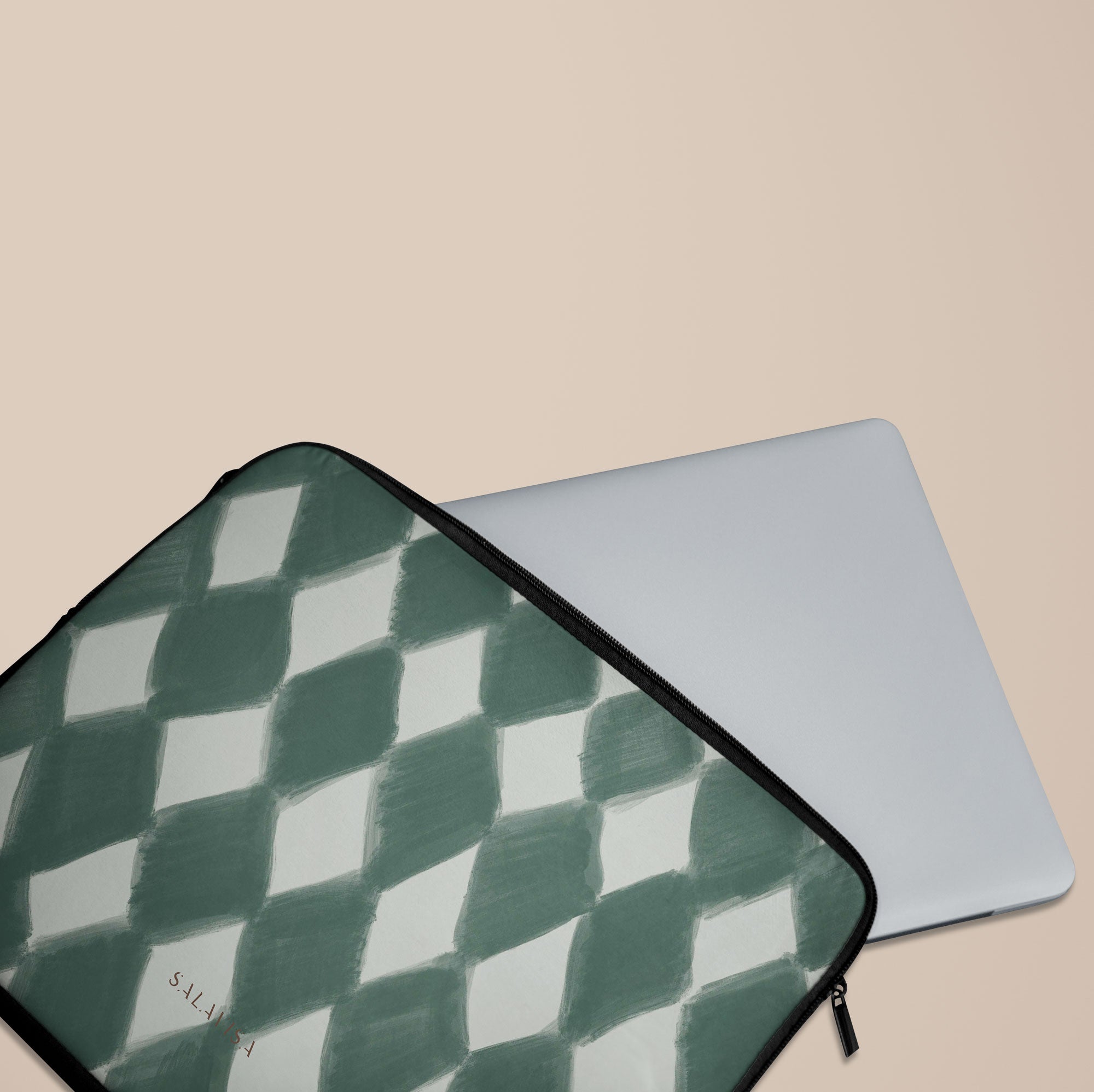 Harlequin Forest Laptop Sleeve — view 4 — Salavisa