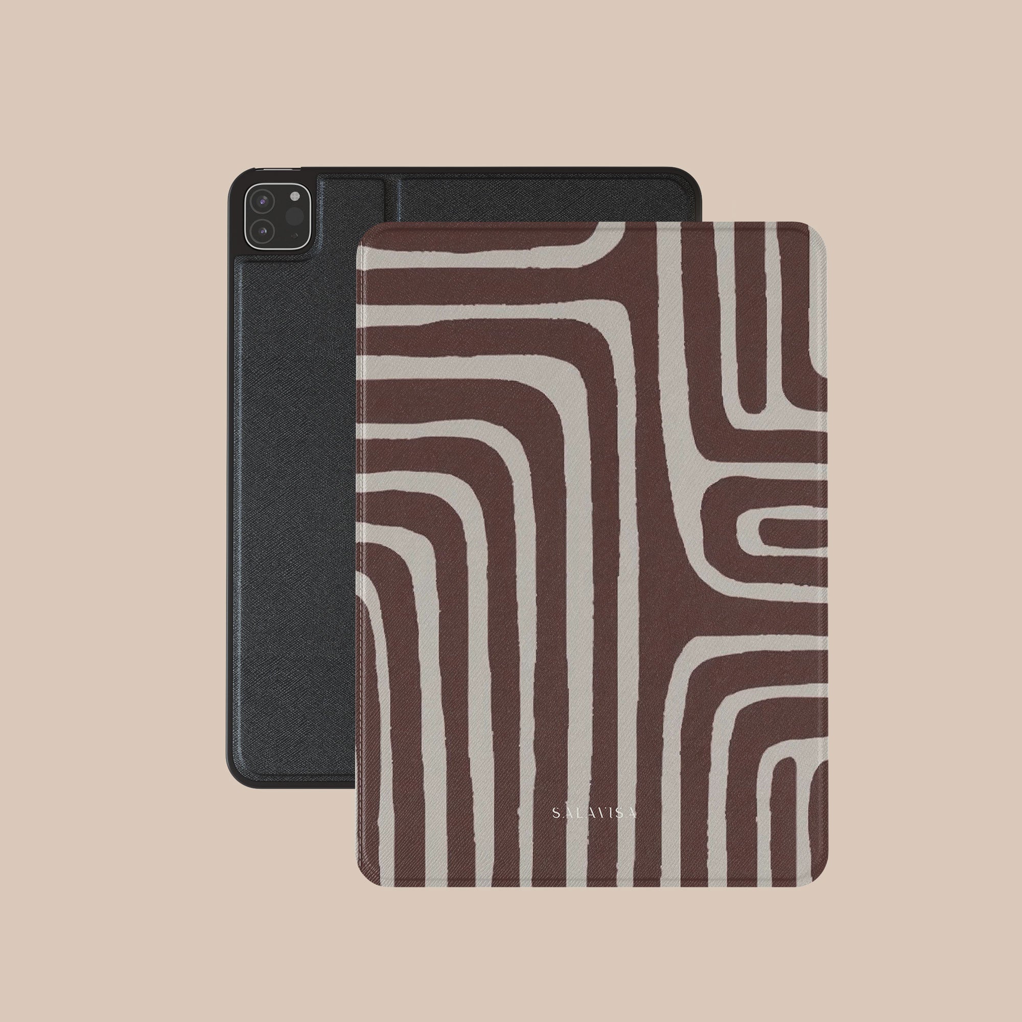 Labyrinth Burgundy iPad Case. View 2. — Salavisa