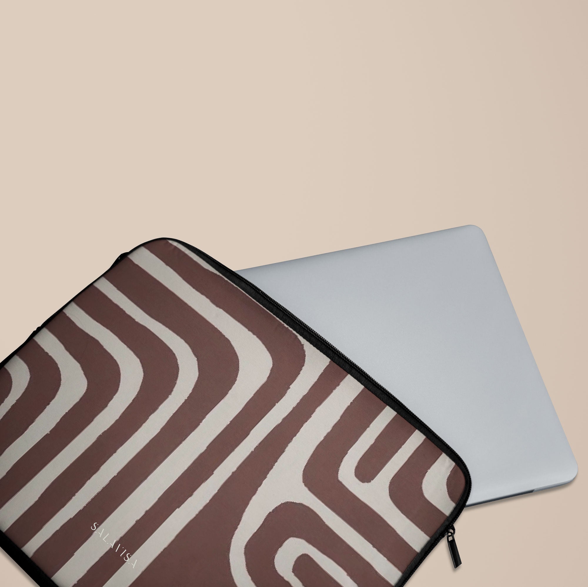 Labyrinth Burgundy Laptop Sleeve — view 4 — Salavisa