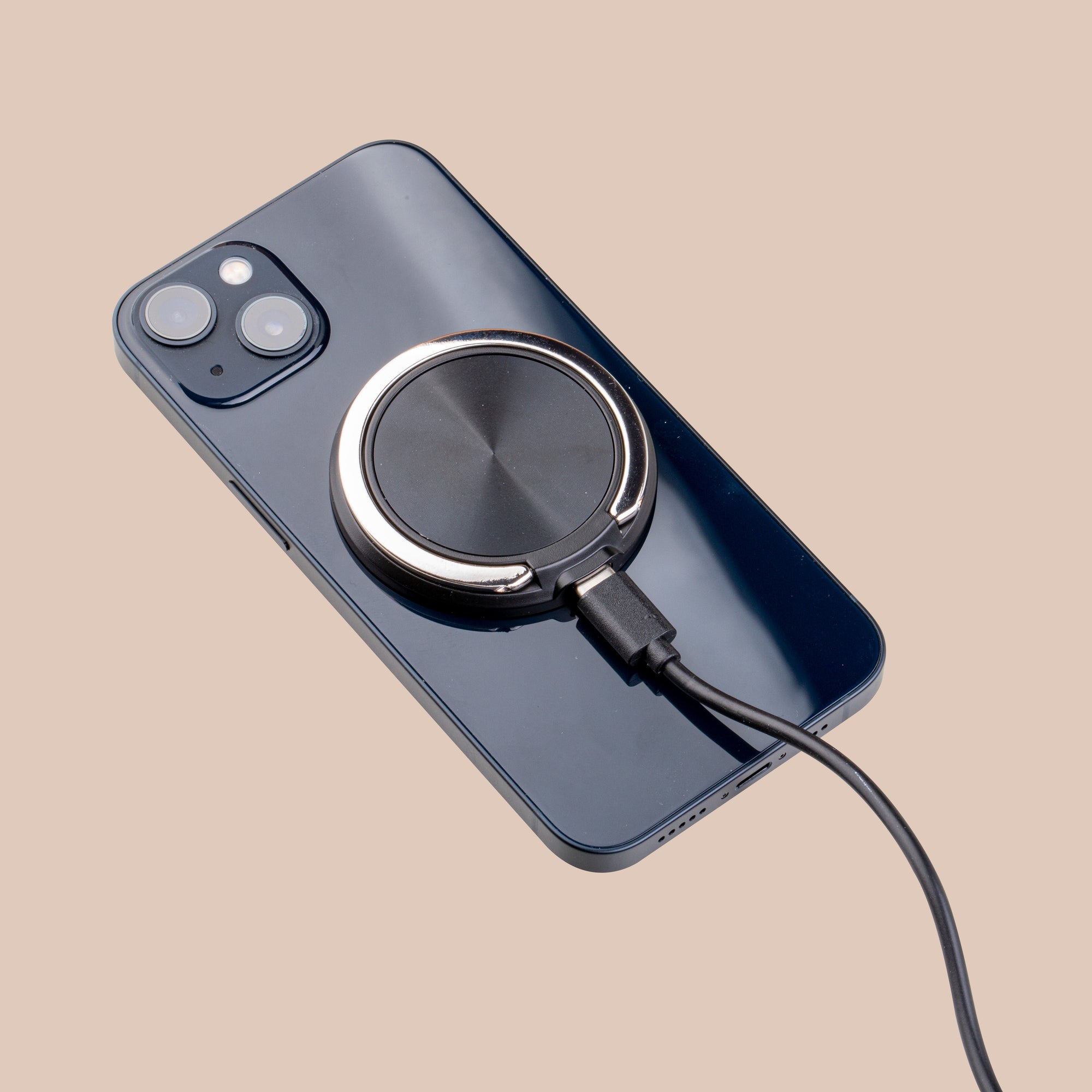 Black &amp; White Abstract Wireless Charger